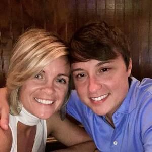 Meet your Posher, Mary alyssa